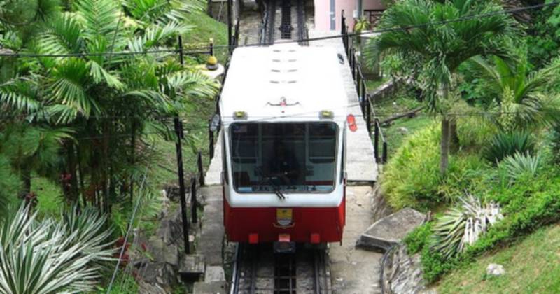 Bukit_bendera_funicular-800px